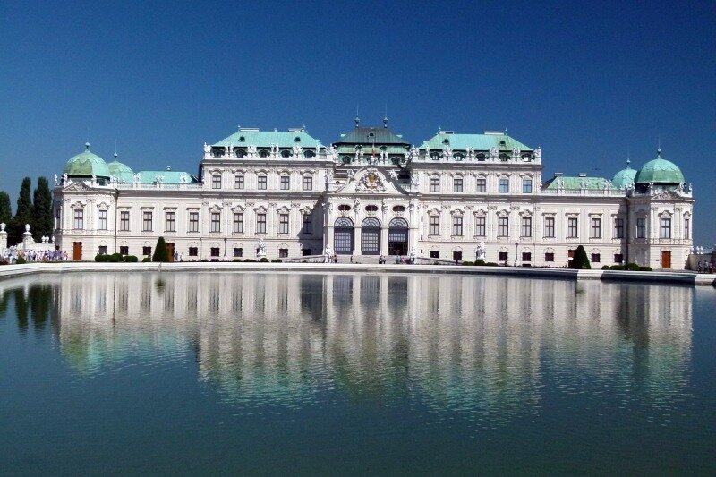 Ще один палацовий комплекс Відня називається Бельведер (Belvedere) - на південний схід від центру міста