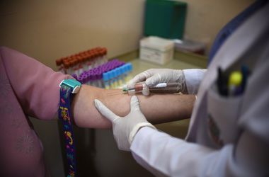 7 лютого 2016, 23:53 Переглядів:   Через вірус Зика у Франції обмежили донорство крові, фото AFP