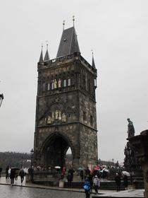Cтароместская вежа, Фото: Мартіна Шнайбергова, Чеське радіо - Радіо Прага   Бронзовий хрест з'явився в XVII столітті