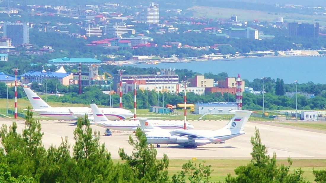 Пансіонат «Кубань» знаходиться в Геленджику Лікарняний провулок, 3 - в 5 км від аеропорту Геленджик, в 40 км від залізничного вокзалу Новоросійськ і в 100 км від аеропорту Анапа