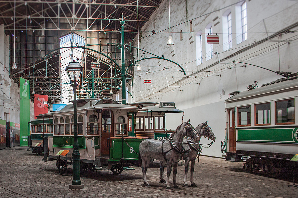 У списку найцікавіших експозицій міста виділяється Музей трамваї в (вхід 8 €)