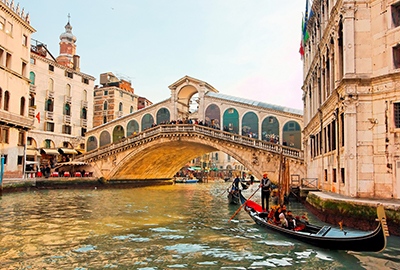 Влада Венеції обмежили рух по найбільшому і найбільш популярному у туристів каналу