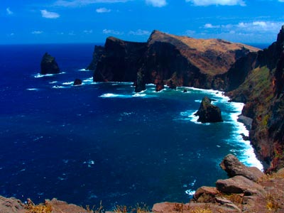 Відомий як Перлина Атлантики, Мадейра і Порту-Санту, красивих архіпелагів в Атлантичному океані, біля узбережжя Португалії