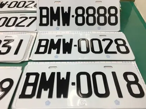 У Тайвані за номер BMW 8888 на аукціоні віддали 890 000 місцевих доларів ($ 26 572)