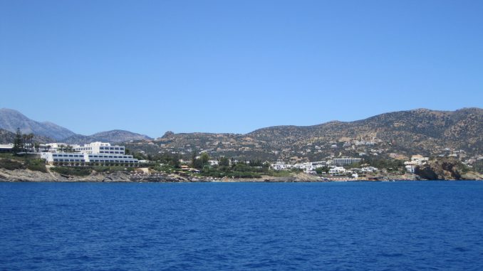 Коли я вперше побувала на острові Крит, мені здалося, що він заслужено може носити звання «Раю на землі»