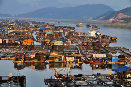 Саньдуо в провінції Фуцзянь: найбільша в Китаї плаваюча село