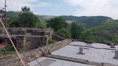 Фортечні стіни і башти в Велико-Тирново серйозно відреставровані