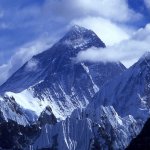 Еверест - не тільки найвища гора, не тільки Азії, але і всього світу