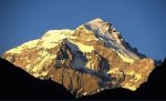 На фото представлений вид з повітря на гору Аконкагуа в Андах