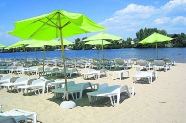 10 червня 2011, 8:49 Переглядів:   Пляж Маячок на Жуковому острові