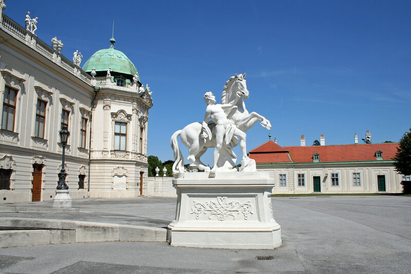 Бельведер замислювався як літня резиденція великого австрійського полководця - Євгенія Савойського